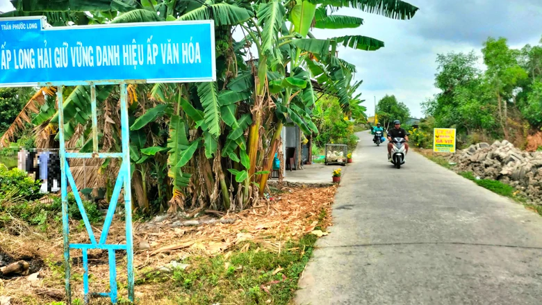 Xây dựng nông thôn mới: Cà Mau ưu tiên hạ tầng giao thông và thích ứng biến đổi khí hậu - Ảnh 2.