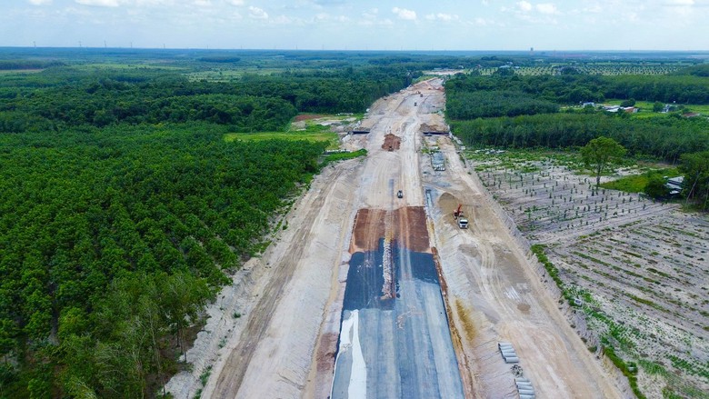 Gần 80km mặt bằng sạch đã sẵn sàng, chờ cao tốc Gia Nghĩa - Chơn Thành tăng tốc - Ảnh 3.
