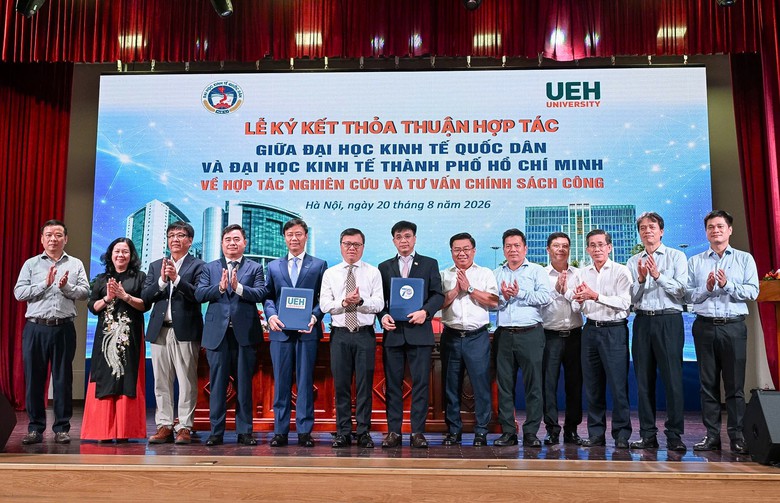 Việt Nam tìm động lực mới cho mô hình tăng trưởng trong kỷ nguyên mới - Ảnh 2.