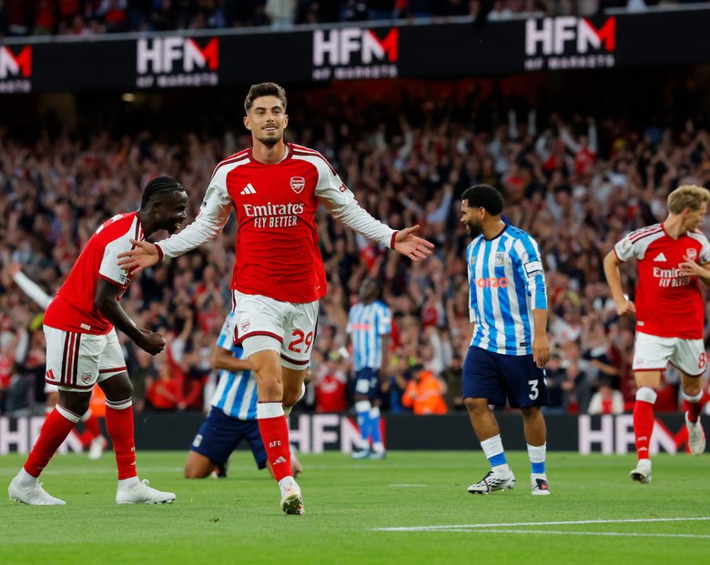 Arsenal khởi đầu su&ocirc;n sẻ m&ugrave;a giải mới Ngọai hạng Anh 2026 - 2027 với chiến thắng 3 - 0 - Ảnh 1.