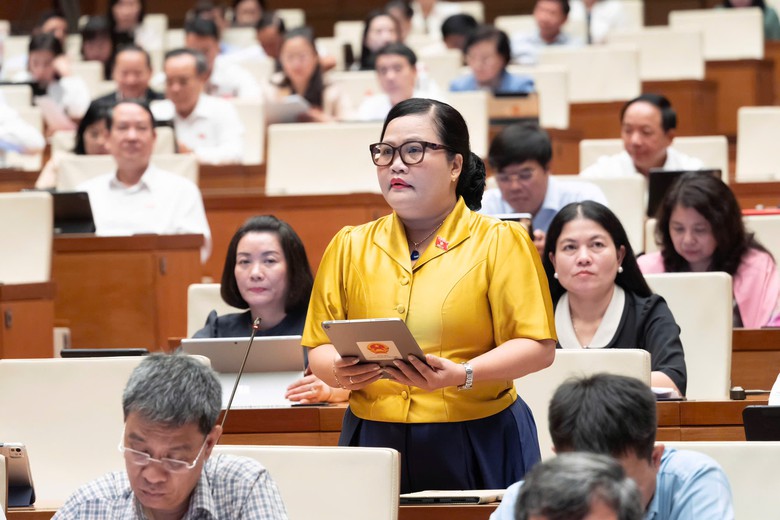 Đại biểu Quốc hội hiến kế gỡ n&uacute;t thắt chuyển nhượng, khơi th&ocirc;ng nguồn lực bất động sản - Ảnh 4.