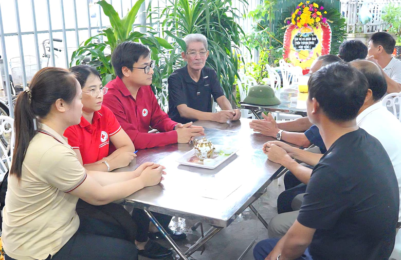 Ninh B&igrave;nh hỗ trợ gia đ&igrave;nh nạn nh&acirc;n tử vong do s&eacute;t đ&aacute;nh năm 2026 - Ảnh 1.