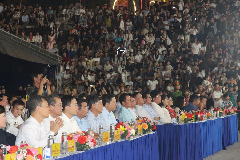 Ấn tượng chương tr&igrave;nh nghệ thuật khai hội m&ugrave;a thu Sa Pa - Ảnh 2.