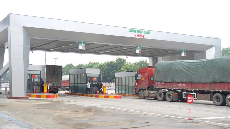 Lào Cai tăng tốc trở thành trung tâm logistics hàng đầu - Ảnh 3.