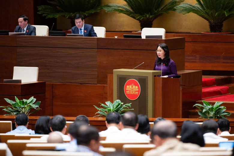 Quốc hội th&ocirc;ng qua Nghị quyết về di chuyển c&aacute;c di t&iacute;ch phục vụ hai dự &aacute;n trọng điểm   - Ảnh 1.
