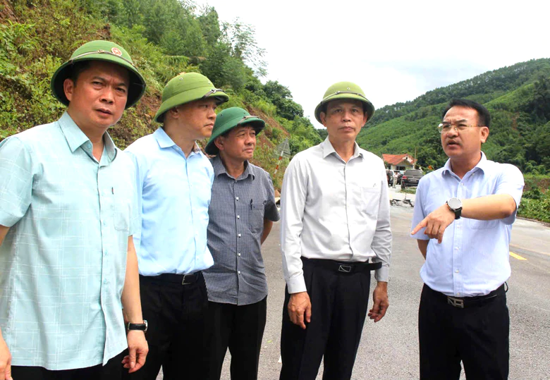 Thứ trưởng L&ecirc; Anh Tuấn: Sớm khắc phục hậu quả mưa lũ tại Lạng Sơn - Ảnh 4.
