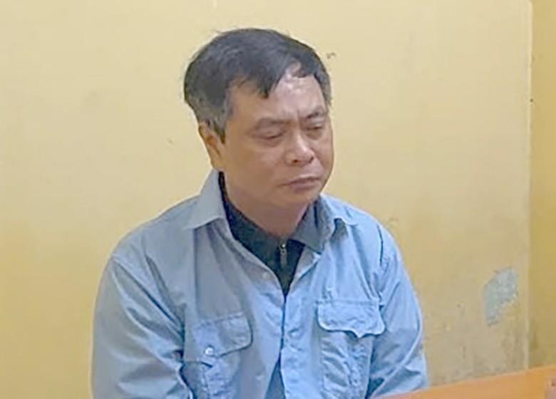 Cựu hiệu trưởng Cao đẳng Du lịch Hà Nội hầu tòa vụ "ăn chặn tiền" của sinh viên - Ảnh 2.