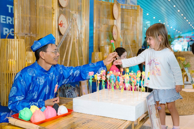 Xây dựng nhà gà hành khách quốc tế Đà Nẵng thành nhà ga hiếu khách nhất Việt Nam - Ảnh 3.