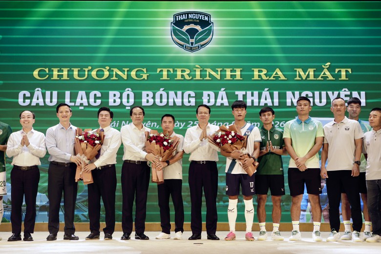 Th&aacute;i Nguy&ecirc;n ra mắt CLB b&oacute;ng đ&aacute; nam, đặt mục ti&ecirc;u l&ecirc;n V.League - Ảnh 1.