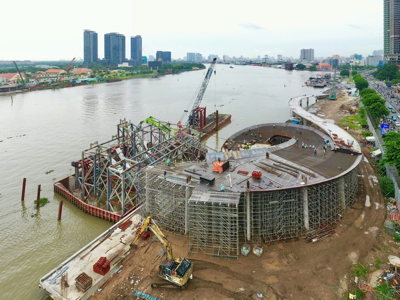 Điều chỉnh thời gian lai dắt nhịp ch&iacute;nh cầu đi bộ qua s&ocirc;ng S&agrave;i G&ograve;n - Ảnh 2.