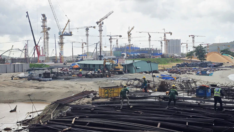 Những nụ cười hạnh phúc trên công trường APEC Phú Quốc - Ảnh 14.