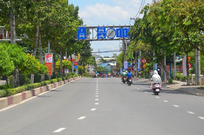 Đồng Nai: 12 doanh nghiệp kiến nghị nới giờ cấm xe tải trên đường Đồng Khởi - Ảnh 4.