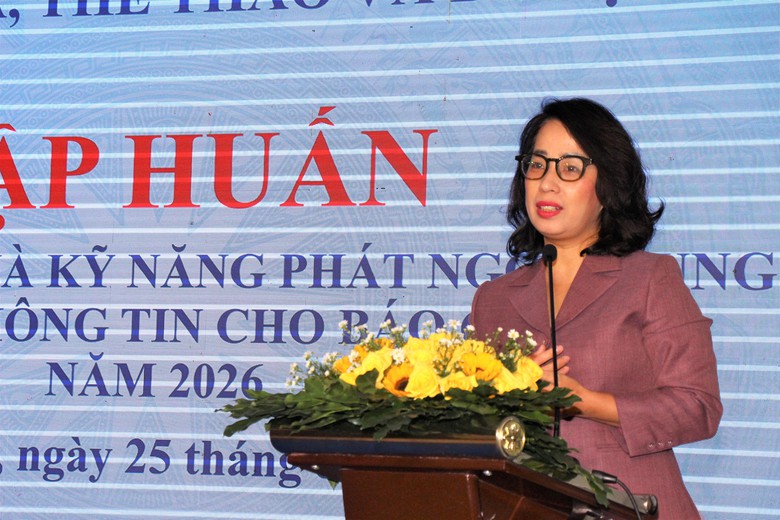 Kh&aacute;nh H&ograve;a n&acirc;ng cao kỹ năng ph&aacute;t ng&ocirc;n, cung cấp th&ocirc;ng tin cho b&aacute;o ch&iacute; - Ảnh 1.