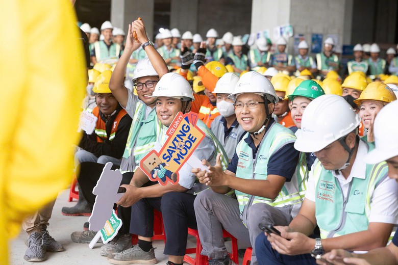 Những nụ cười hạnh phúc trên công trường APEC Phú Quốc - Ảnh 2.