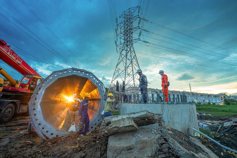Ph&uacute; Long ho&agrave;n th&agrave;nh tuyến điện ngầm 220kV Nh&agrave; B&egrave; &ndash; Tao Đ&agrave;n sau 8 th&aacute;ng thi c&ocirc;ng - Ảnh 5.