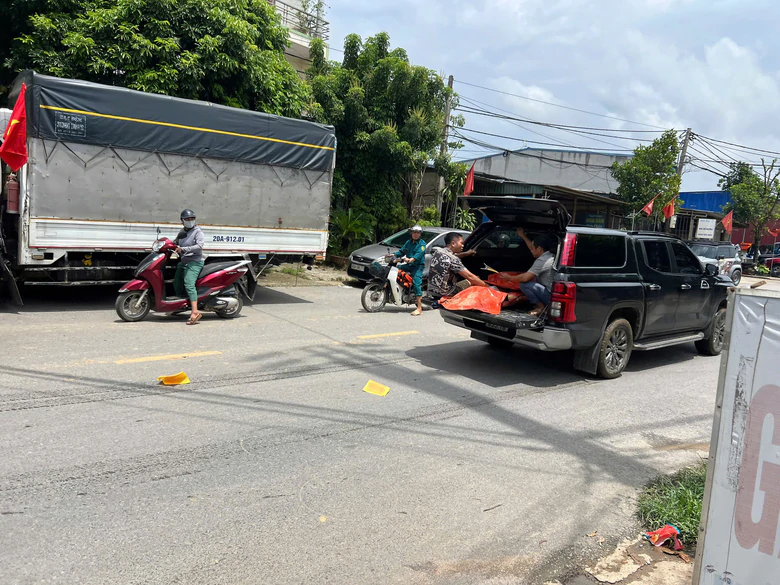 T&igrave;m thấy 1 nạn nh&acirc;n trong vụ lật thuyền khiến 3 người mất t&iacute;ch tại Th&aacute;i Nguy&ecirc;n - Ảnh 4.