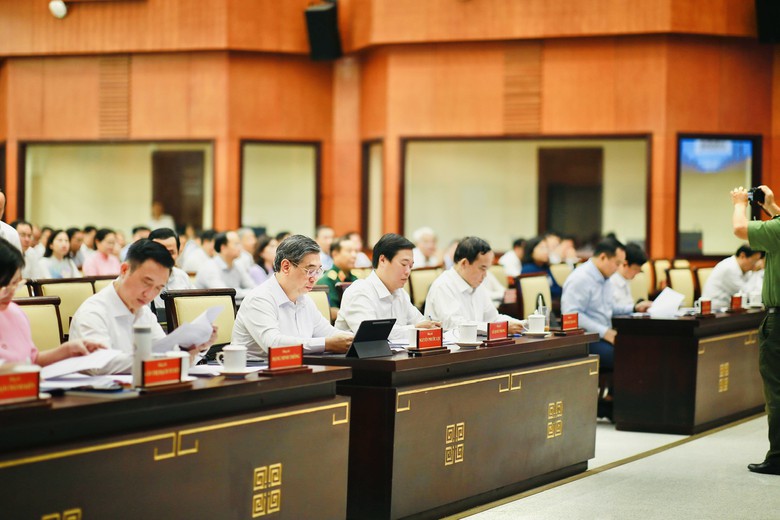 TP.HCM chuẩn bị &ldquo;đường băng&rdquo; để Luật Ph&aacute;t triển đ&ocirc; thị đi v&agrave;o cuộc sống - Ảnh 2.