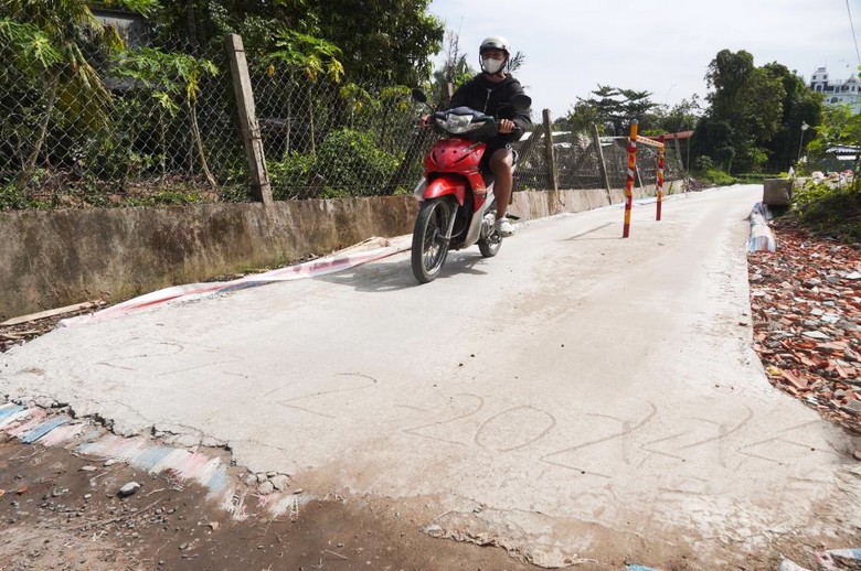 Sau 10 năm chờ đợi, cầu Trần Bạch Đằng khởi c&ocirc;ng trở lại - Ảnh 2.