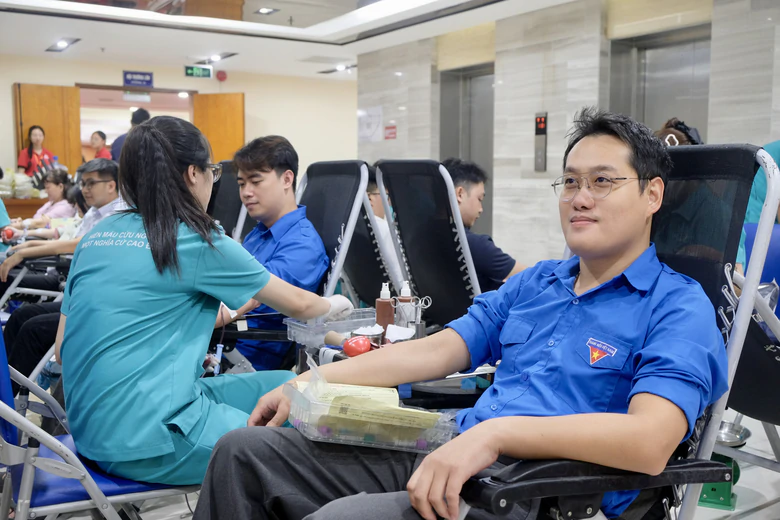 Tuổi trẻ Bộ X&acirc;y dựng lan tỏa nghĩa t&igrave;nh qua những giọt m&aacute;u hồng - Ảnh 13.