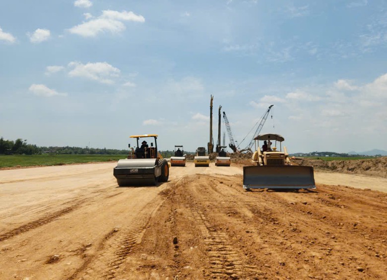 3 ca, 4 k&iacute;p tr&ecirc;n c&ocirc;ng trường cao tốc Quy Nhơn - Pleiku - Ảnh 1.