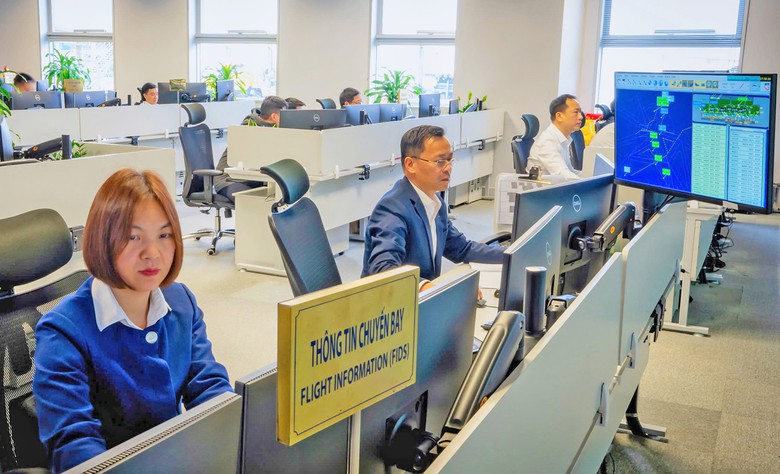 Phía sau những chuyến bay đúng giờ - Ảnh 1.