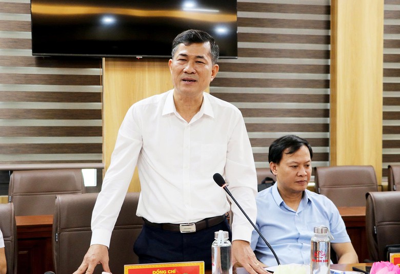 Dồn lực chặng nước r&uacute;t, bảo đảm chất lượng c&aacute;c trường nội tr&uacute; li&ecirc;n cấp Nghệ An - Ảnh 2.