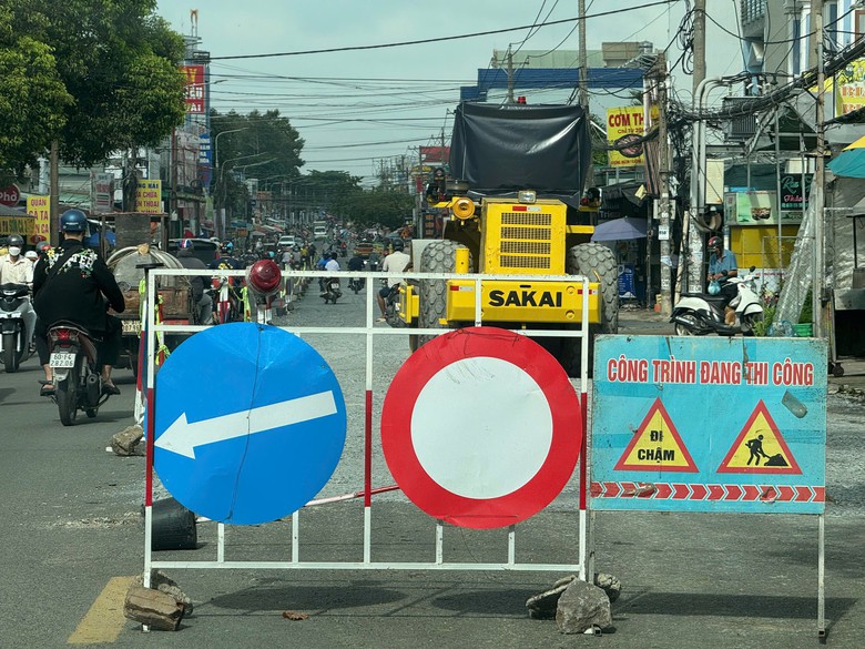 Đồng Nai: Nâng cấp mặt đường, hạ tầng thoát nước loạt đường nội đô xuyên phường Trảng Dài - Ảnh 2.