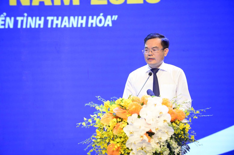"Nóng" giá vật liệu xây dựng tại hội nghị đối thoại với Chủ tịch tỉnh Thanh Hóa - Ảnh 2.