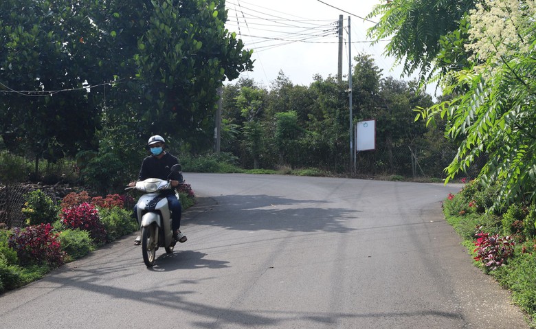Mở đường lớn, x&acirc;y dựng diện mạo mới cho v&ugrave;ng n&ocirc;ng th&ocirc;n ở Đồng Nai - Ảnh 2.