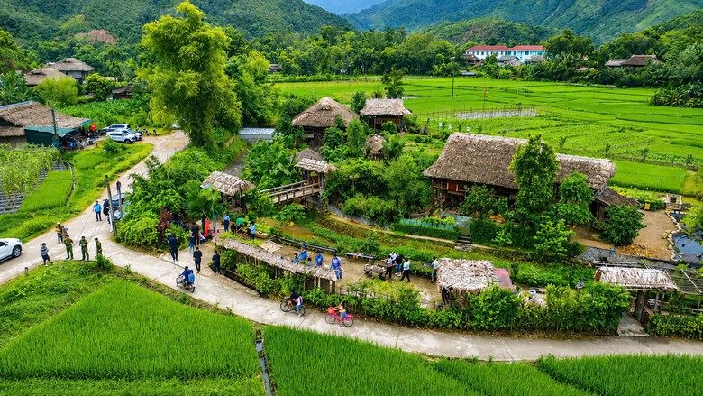 B&agrave;i 1: N&ocirc;ng th&ocirc;n mới sau vạch đ&iacute;ch - Ảnh 1.