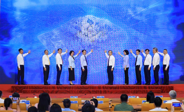 H&agrave; Nội ưu ti&ecirc;n giải quyết điểm nghẽn hạ tầng, mở rộng kh&ocirc;ng gian ph&aacute;t triển đ&ocirc; thị - Ảnh 3.