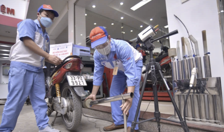 Bộ X&acirc;y dựng tiếp tục đẩy mạnh ph&acirc;n cấp giải quyết thủ tục h&agrave;nh ch&iacute;nh lĩnh vực đăng kiểm - Ảnh 3.