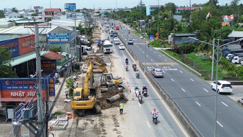 CSGT Đồng Th&aacute;p tăng cường an to&agrave;n giao th&ocirc;ng cho học sinh trong th&aacute;ng 9 năm 2026 - Ảnh 2.