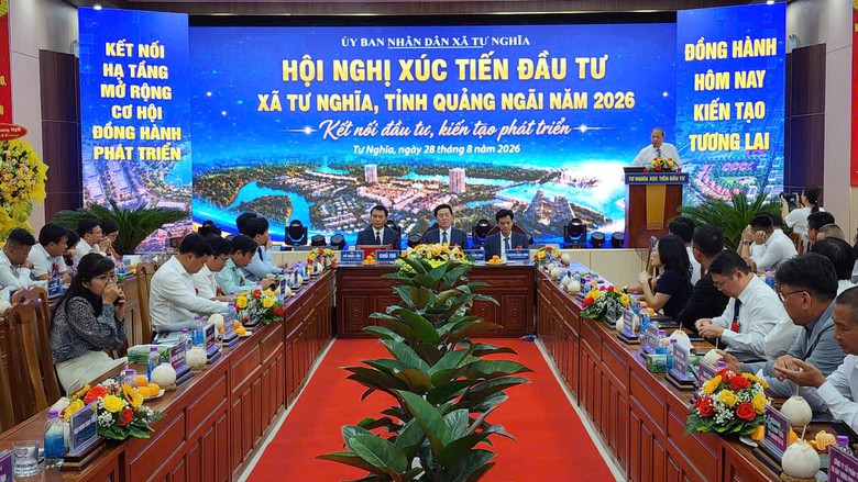 Xã đầu tiên trong cả nước tổ chức diễn đàn quy mô lớn mời gọi đầu tư - Ảnh 1.