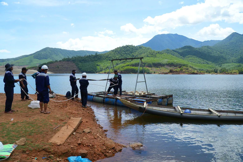 Thần tốc lắp đặt trạm xử l&yacute; nước cơ động, cấp nước s&aacute;ch cho khu vực Ch&acirc;n M&acirc;y &ndash; Lăng C&ocirc; - Ảnh 4.