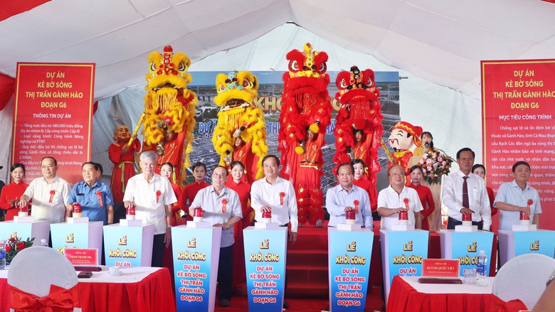 C&agrave; Mau khởi c&ocirc;ng x&acirc;y dựng k&egrave; bờ s&ocirc;ng G&agrave;nh H&agrave;o 480 tỷ đồng, ứng ph&oacute; sạt lở - Ảnh 1.