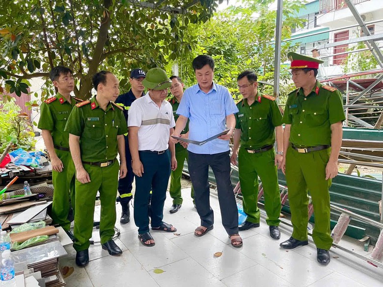 Ph&uacute; Thọ: Nổ ph&ograve;ng trọ nghi li&ecirc;n quan sản xuất ph&aacute;o nổ tr&aacute;i ph&eacute;p khiến 1 người tử vong - Ảnh 1.