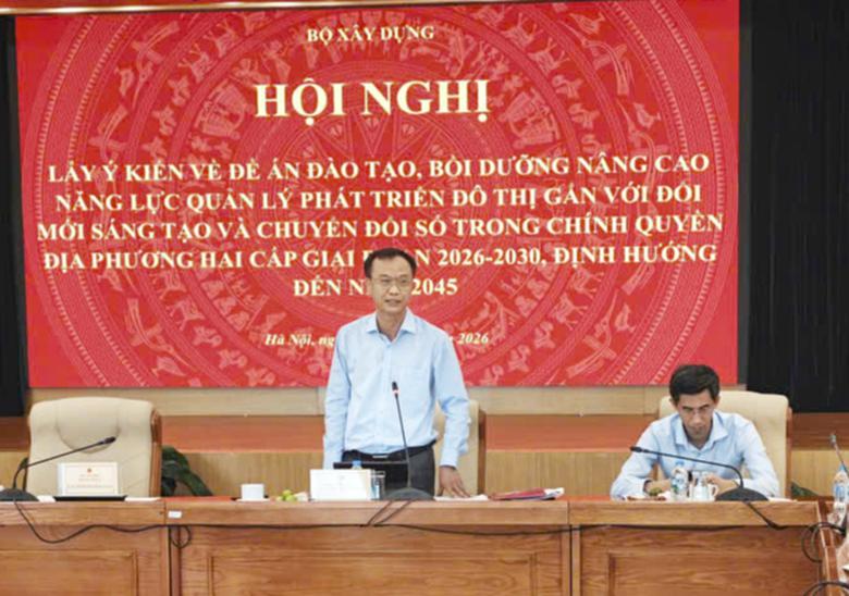 Đ&agrave;o tạo c&aacute;n bộ quản l&yacute; đ&ocirc; thị theo vị tr&iacute; việc l&agrave;m, đ&aacute;p ứng y&ecirc;u cầu chuyển đổi số - Ảnh 4.