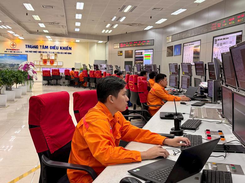 EVNGENCO1 chủ động ứng ph&oacute; với m&ugrave;a mưa b&atilde;o - Ảnh 2.