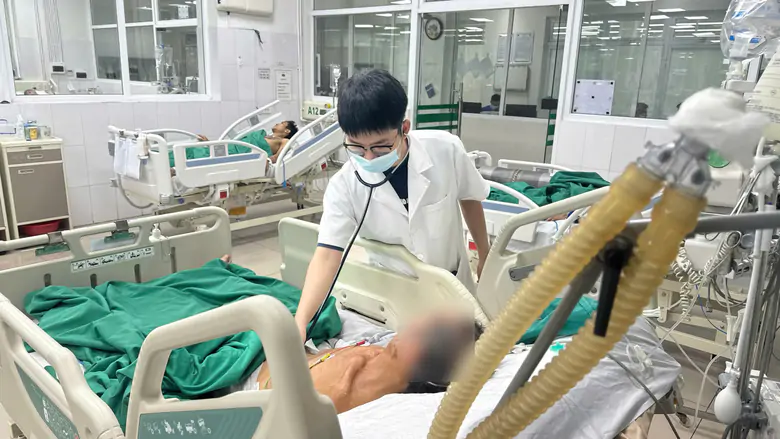 Bất ngờ ph&aacute;t hiện vi khuẩn đường ruột g&acirc;y vi&ecirc;m m&agrave;ng n&atilde;o cho cụ &ocirc;ng 72 tuổi - Ảnh 1.