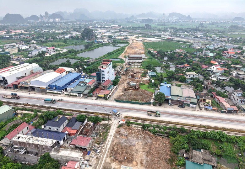 Cao tốc Ninh B&igrave;nh - Hải Ph&ograve;ng hơn 9.100 tỷ đồng thi c&ocirc;ng xuy&ecirc;n lễ, tăng tốc về đ&iacute;ch - Ảnh 1.