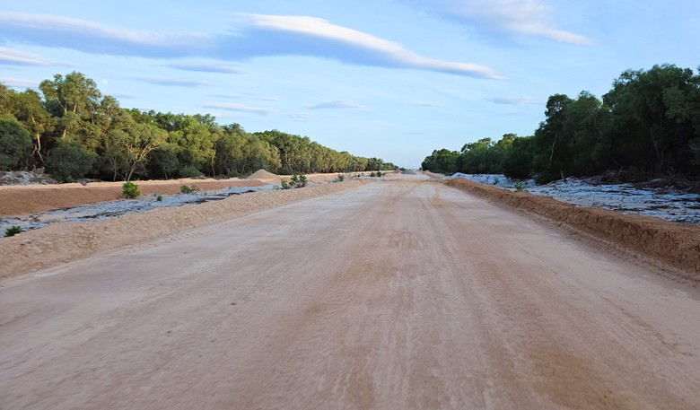 Dự &aacute;n đường ven biển hơn 2.730 tỷ đồng ph&iacute;a Nam Quảng Trị thế n&agrave;o sau hơn 3 năm thi c&ocirc;ng? - Ảnh 10.