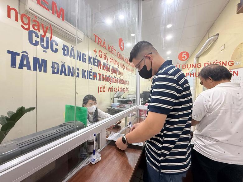Bớt thủ tục, hướng đến người d&acirc;n, doanh nghiệp - Ảnh 1.