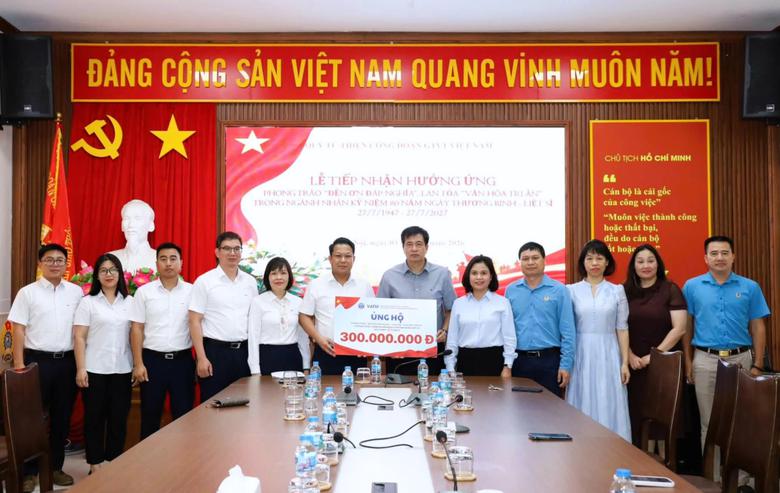 Hưởng ứng phong tr&agrave;o "Đền ơn đ&aacute;p nghĩa", lan tỏa "văn h&oacute;a tri &acirc;n" to&agrave;n ng&agrave;nh X&acirc;y dựng - Ảnh 1.