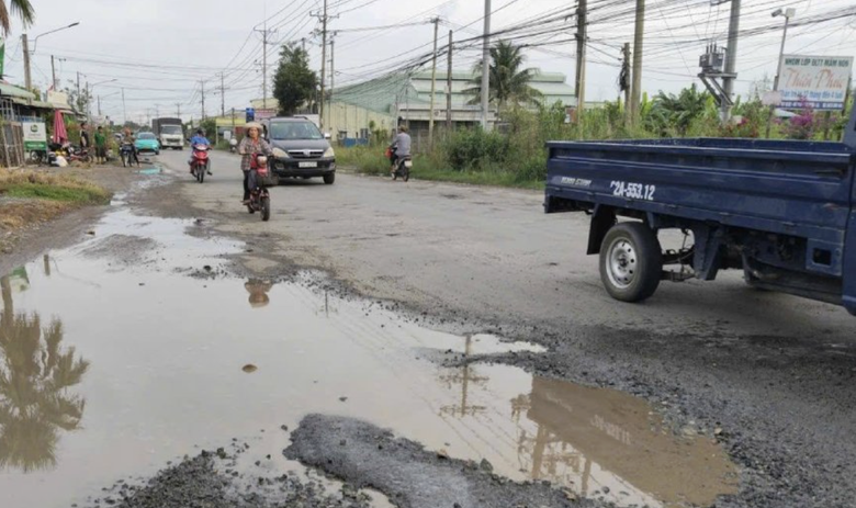 Bộ Xây dựng phản hồi kiến nghị sửa chửa quốc lộ 62 qua Tây Ninh - Ảnh 1.