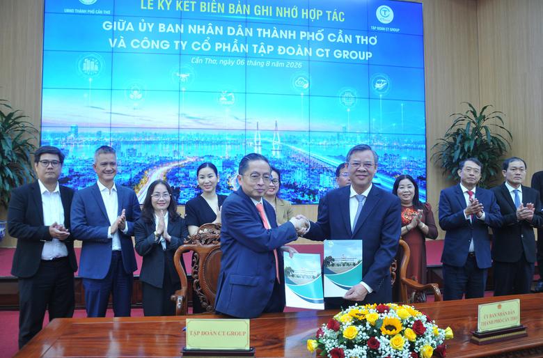 Cần Thơ k&yacute; kết hợp t&aacute;c ph&aacute;t triển c&ocirc;ng nghệ, khai th&aacute;c tuyến đường sắt chiến lược - Ảnh 1.