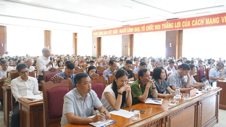 Chủ tịch UBND tỉnh Gia Lai tiếp x&uacute;c cử tri phường Quy Nhơn về hạ tầng 2026 - Ảnh 4.
