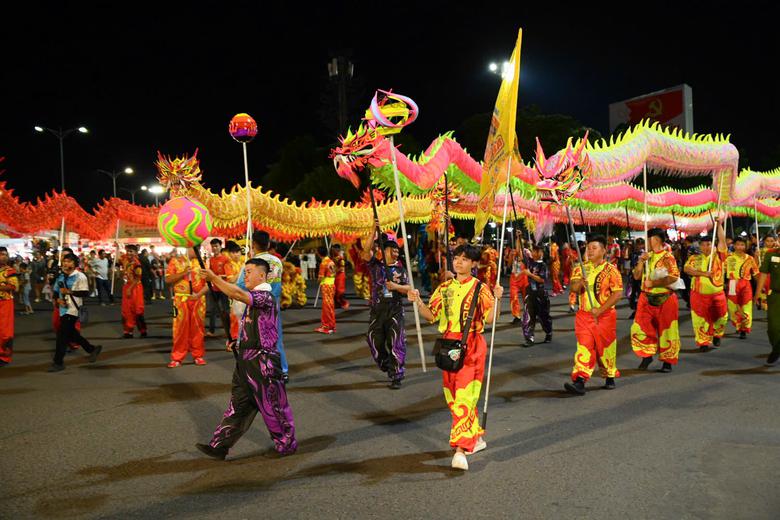 Quy Nhơn bùng nổ sắc màu Liên hoan Lân, Sư, Rồng Quốc tế 2026 - Ảnh 1.