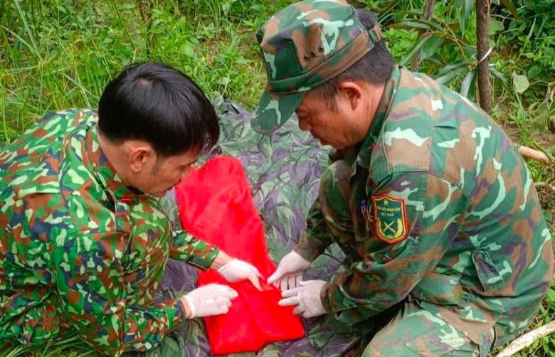 To&agrave;n cảnh chiến dịch t&igrave;m kiếm, quy tập h&agrave;i cốt liệt sỹ ở Quảng Ng&atilde;i - Ảnh 2.