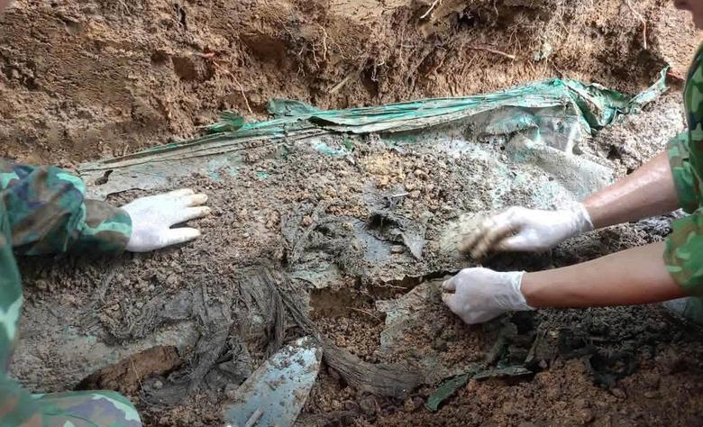 To&agrave;n cảnh chiến dịch t&igrave;m kiếm, quy tập h&agrave;i cốt liệt sỹ ở Quảng Ng&atilde;i - Ảnh 3.